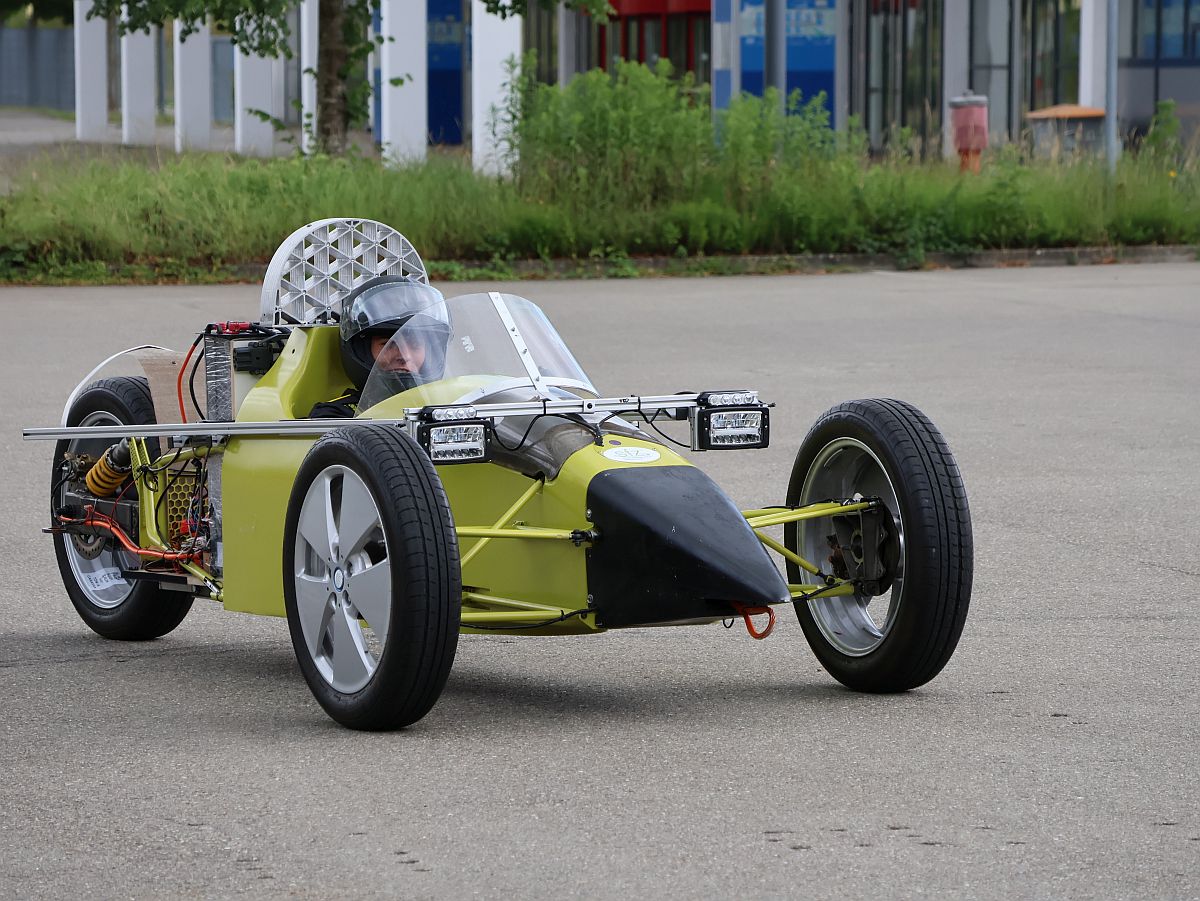 Thumbnail von Testfahrt an der Messe Friedrichshafen